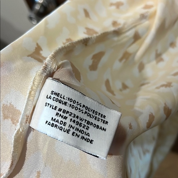 Show Me Your Mumu Ivory and Cream Animal Print Robe - Picture 4 of 6